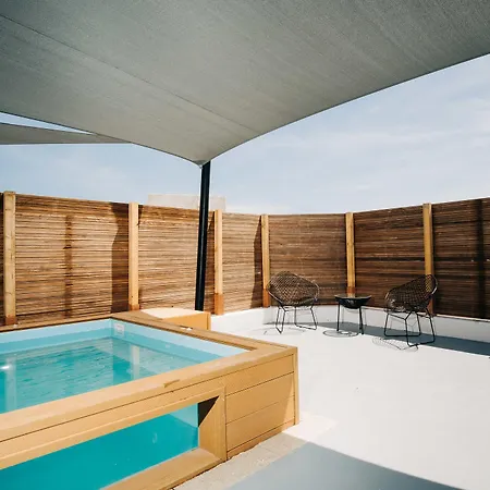 فندق Mesanto Luxury 3*