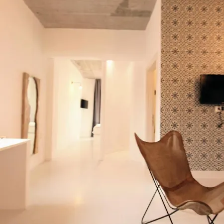 Mesanto Luxury Hotel 3*
