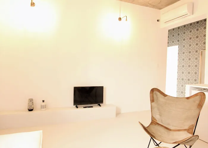 Hotel Mesanto Luxury Megalokori