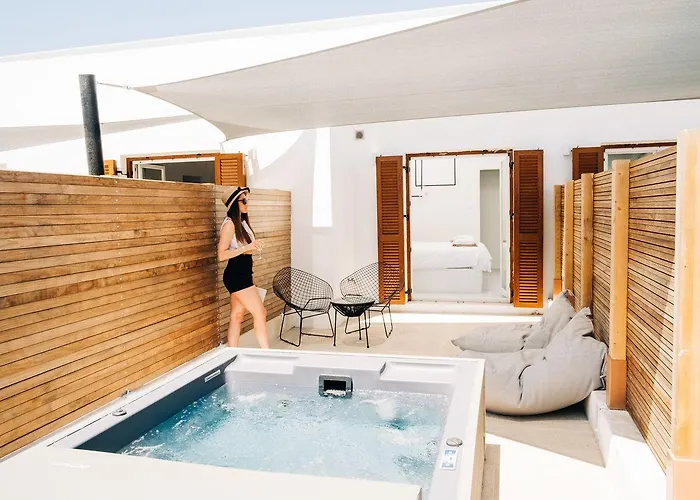 Hotel Mesanto Luxury