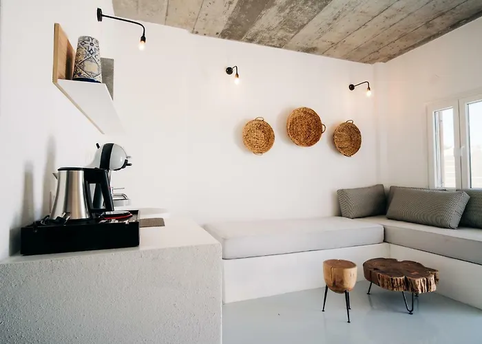 Hotel Mesanto Luxury Megalokori