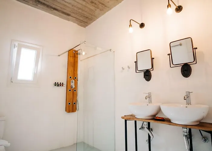 Mesanto Luxury Hotel Megalochori (Santorini)