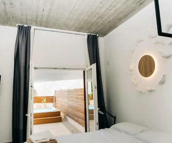 Mesanto Luxury Hotel Megalokori