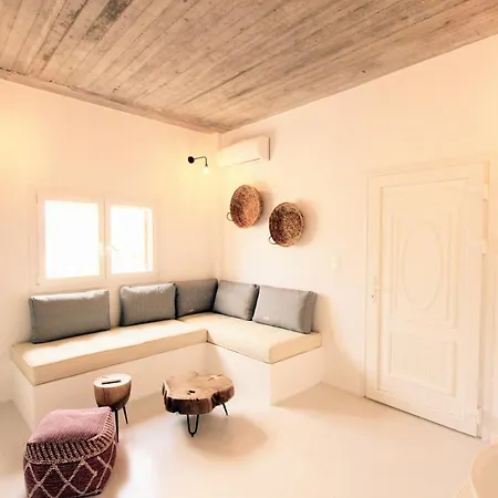 Ξενοδοχείο Mesanto Luxury 3*