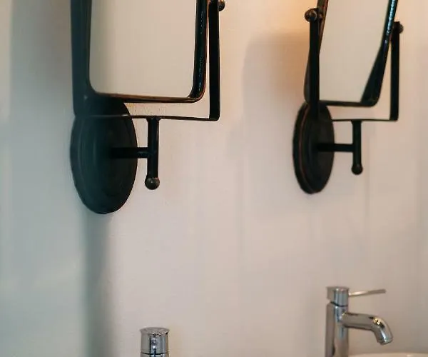 Mesanto Luxury Hotel